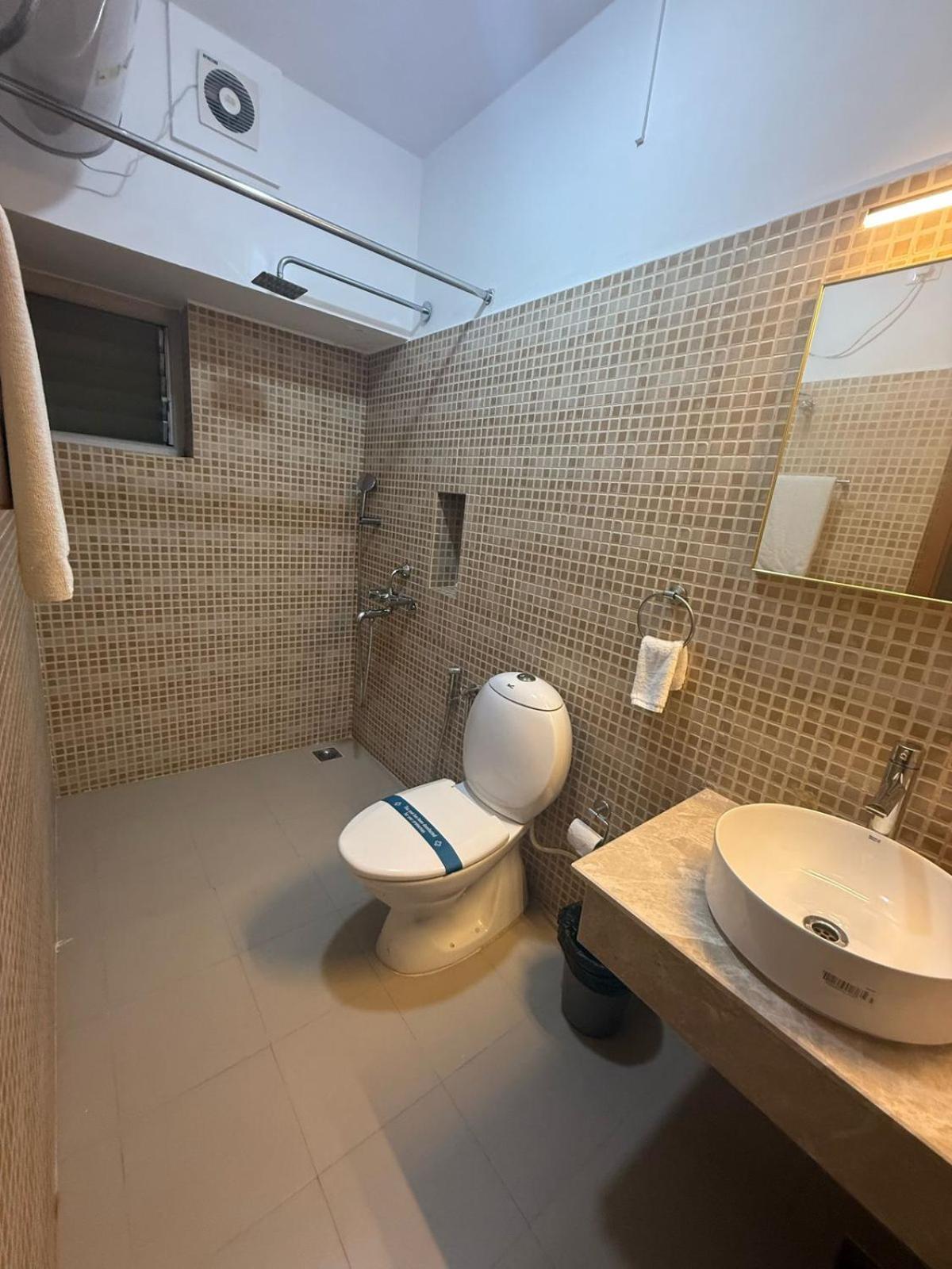 Hanu Reddy Residences Poes Garden Čennai Exteriér fotografie